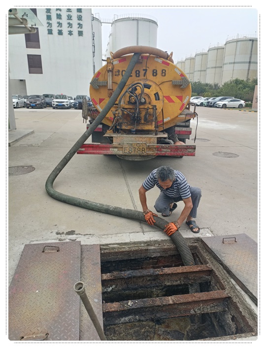 岱岳隔油池清掏