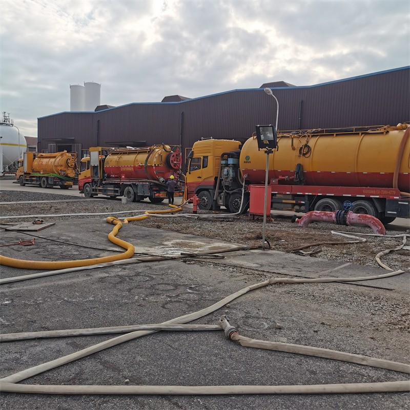 岱岳污水池清理