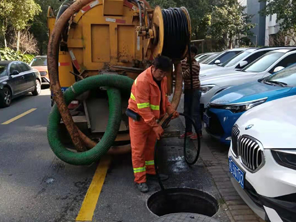 岱岳排污管道清淤